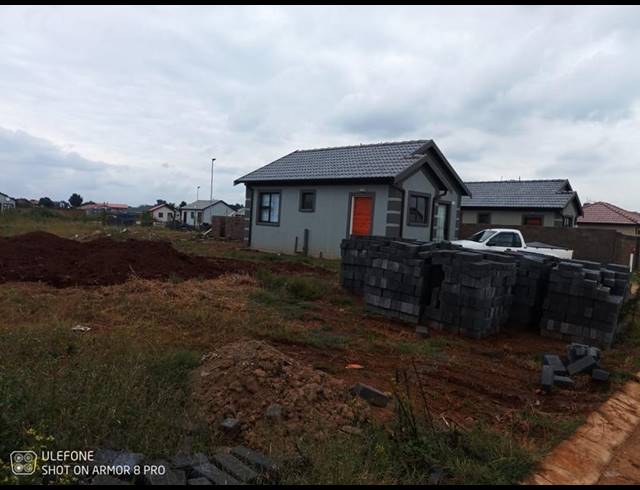 3 BEDROOM HOUSE FOR SALE IN WINDMILL PARK EXT